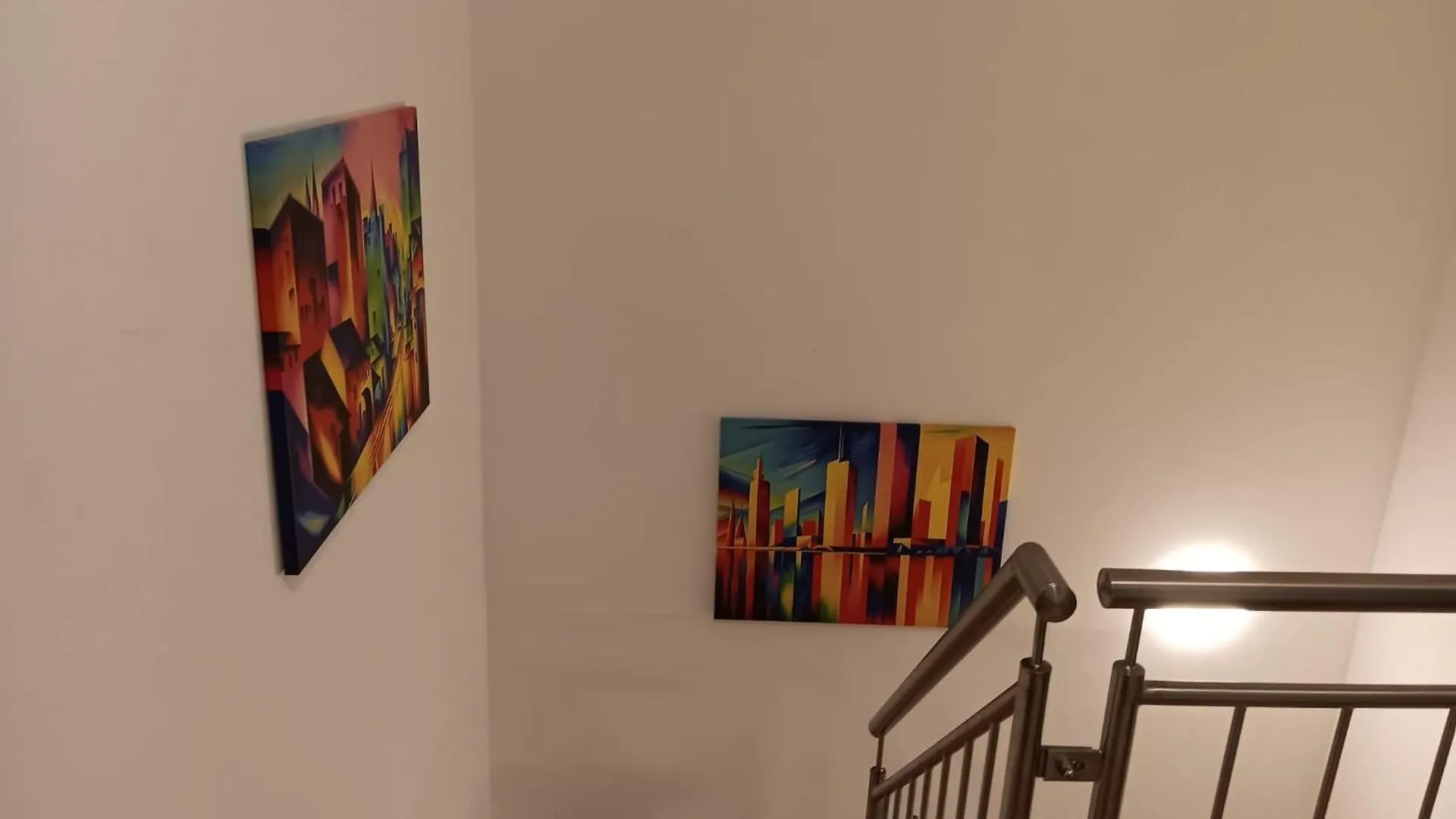 Zimmer Mit Gemeinschaftsbad In Muenchen 0*, Μόναχο